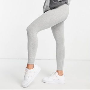 Nike Essential 7/8 legging